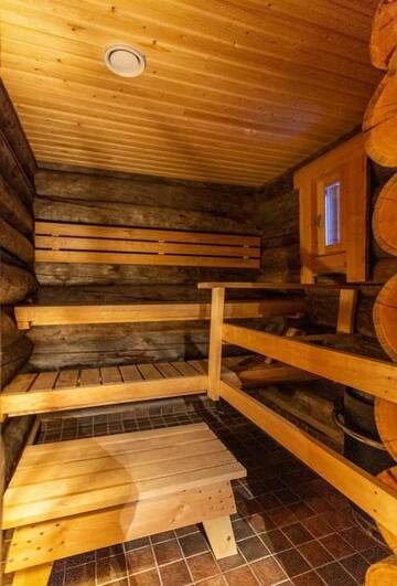 Фото номера Шале с двумя спальнями Шале Chalet Kuukkeli AuroraCabins г. Саариселькя 55