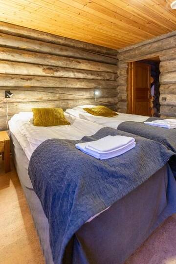 Фото номера Шале с двумя спальнями Шале Chalet Kuukkeli AuroraCabins г. Саариселькя 56