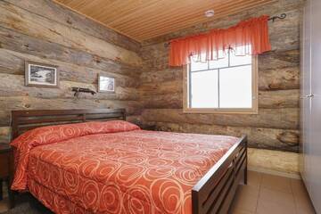 Фото номера Дом с 2 спальнями Шале Sielikkö Aurora Log Apartments г. Саариселькя 36
