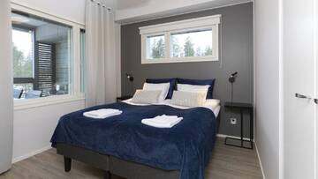 Фото номера Апартаменты с 2 спальнями Отель Holiday Club Saariselkä г. Саариселькя 8