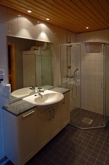 Фото номера Апартаменты с 1 спальней и сауной Отель Lapland Hotels Riekonlinna г. Саариселькя 5