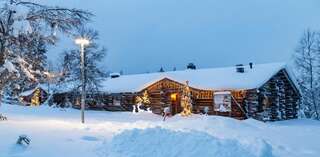 Фото Гостевой дом Log House Kuukkeli Teerenpesä г. Саариселькя